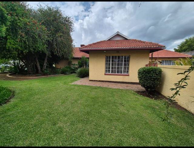 3 BEDROOM HOUSE FOR SALE IN BRACKENDOWNS
